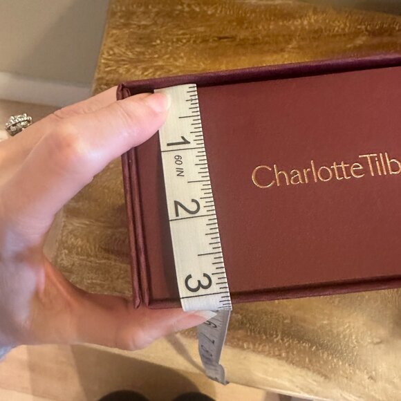 Charlotte Tilbury Gift Box - Picture 4 of 7